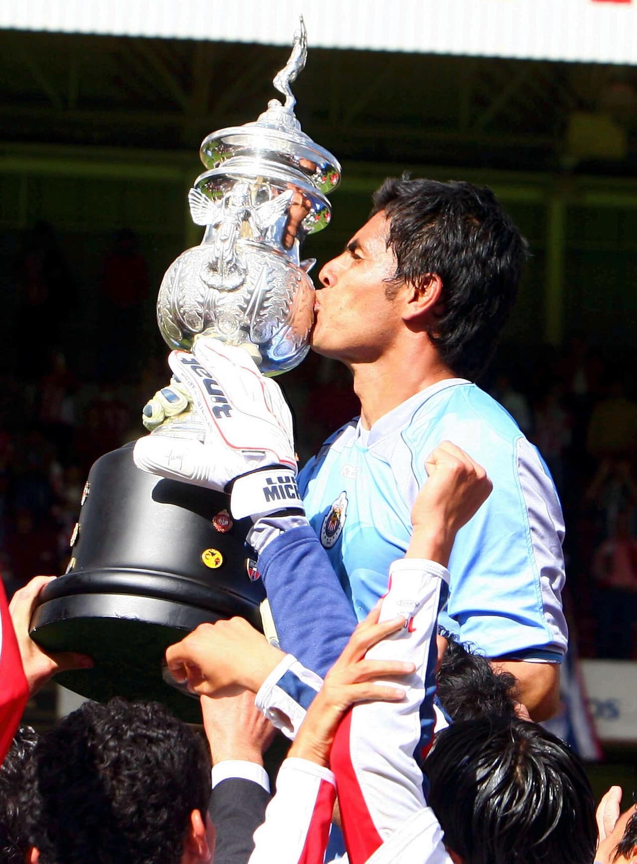 Mientras por Guadalajara, fueron campeones Oswaldo Sánchez, Patricio Araujo, Ramón Morales, Bofo Bautista, Omar Bravo y Alberto Medina entre otros.