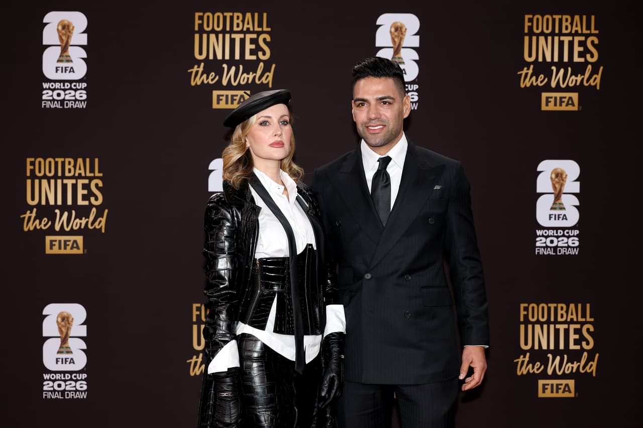 Radamel Falcao y su esposa la cantante Lorelei Taron.
