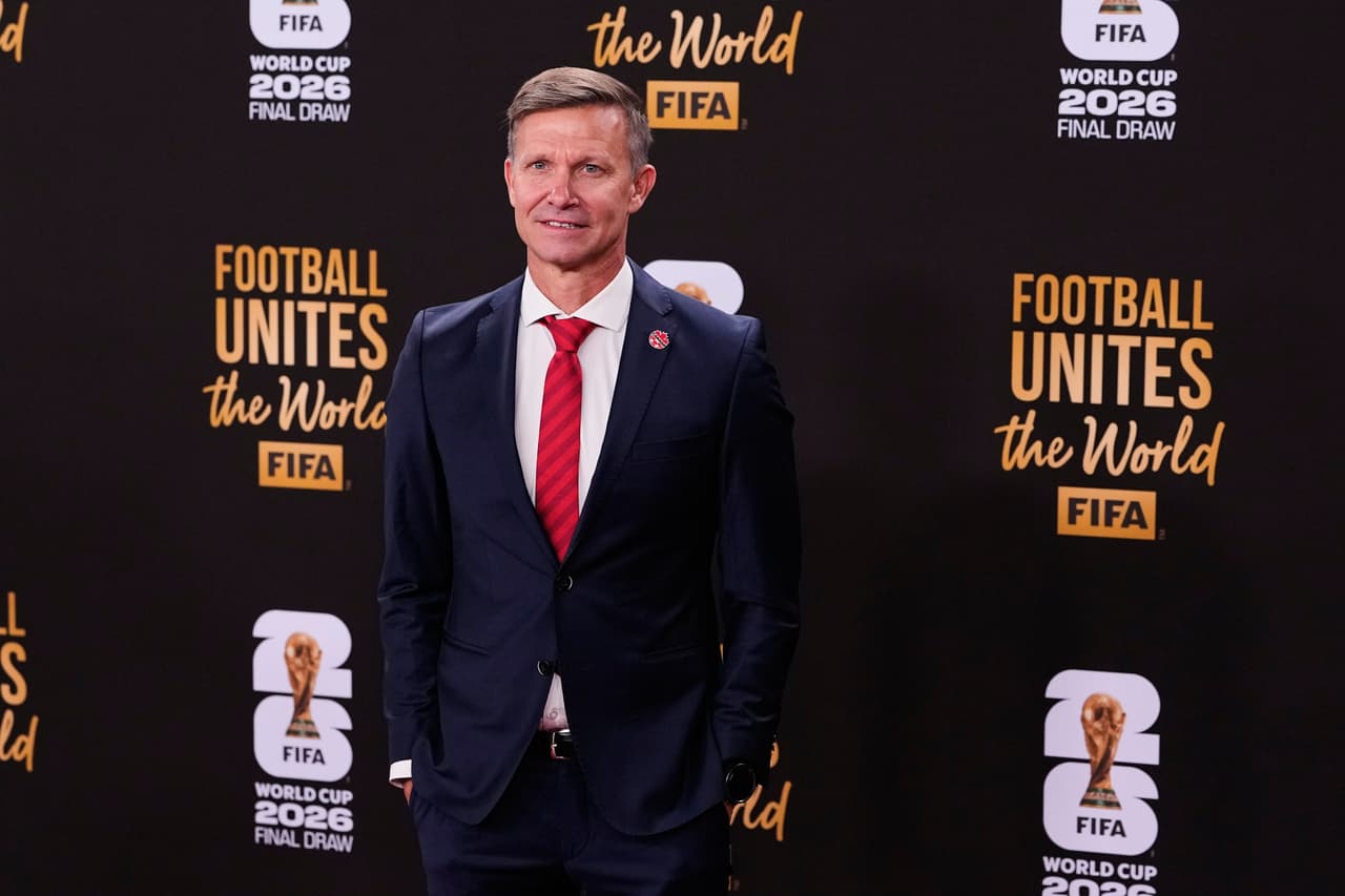 Jesse Marsch, técnico de Canadá.