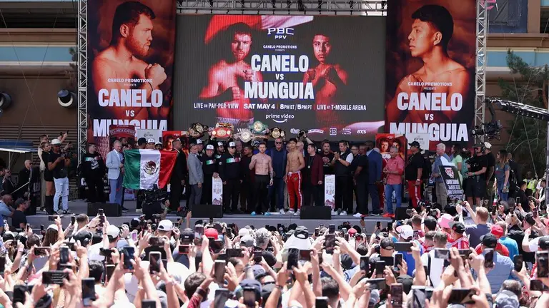 Canelo y Jaime Munguía cumplen con la báscula previo a su pelea TUDN