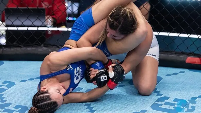 Melissa Amaya Somete A Alitzel Mariscal En La Estelar De Combate Global