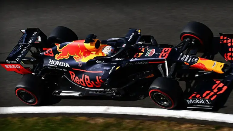 Por Delante De Mercedes Verstappen Gan El Gp Del Aniversario