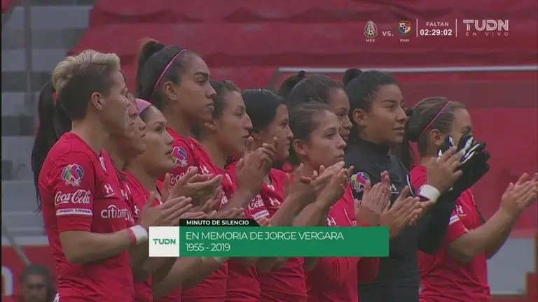 Toluca Vs Pachuca Femenil Se Le Rinde Un Minuto De Aplausos A Jorge