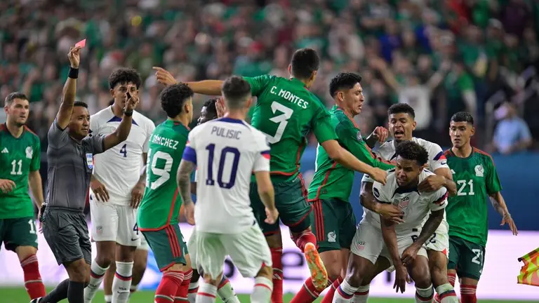 Video Imperdonable As Fue La Pelea Campal En El Partido M Xico Vs