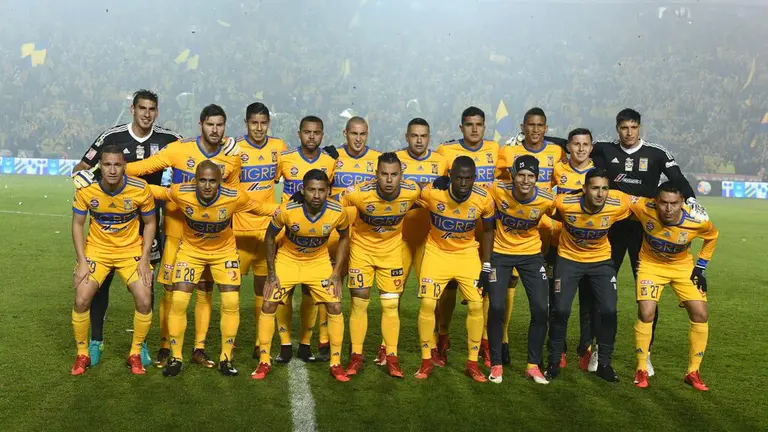 En Tigres preocupa la baja de Hugo Ayala por suspensión Francisco Meza