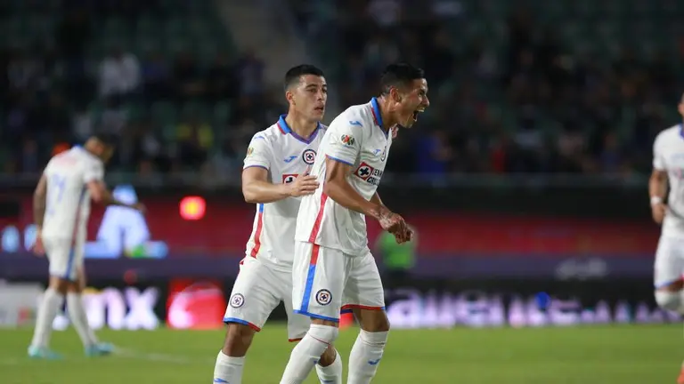 Mazatlán sorprende y golea a Cruz Azul en el Kraken TUDN Liga MX TUDN