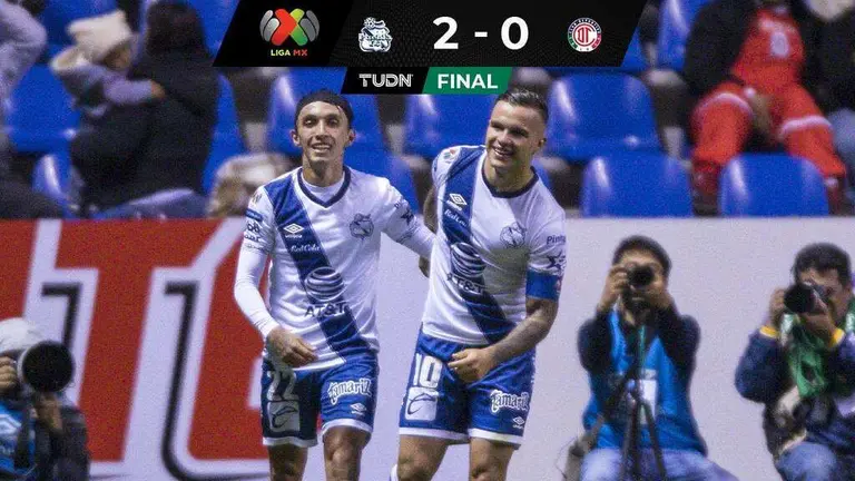 Resumen Puebla 2 0 Toluca Puebla derrota al Toluca en el Cuauhtémoc