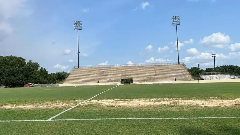 Era Un Potrero Cancelan Amistoso De Honduras En Cancha De Terror