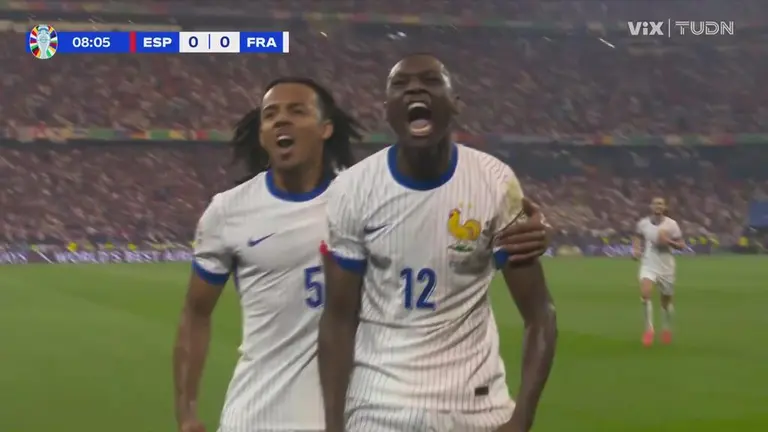 Golazo Pintado De Azul Para Francia Con El Anotado Por Kolo Muani