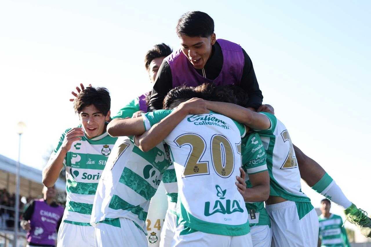 Santos busca tres títulos con la Cantera Guerrera
