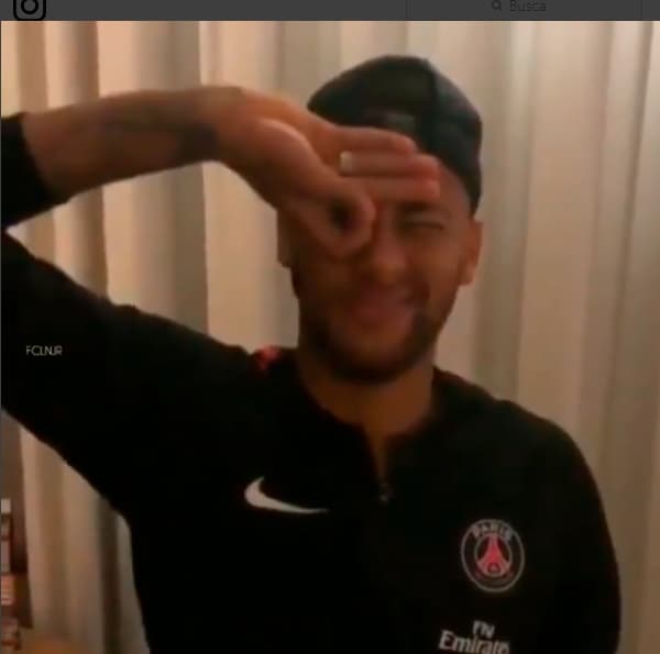 El astro brasileño Neymar no podía quedarse por fuera del popular reto.