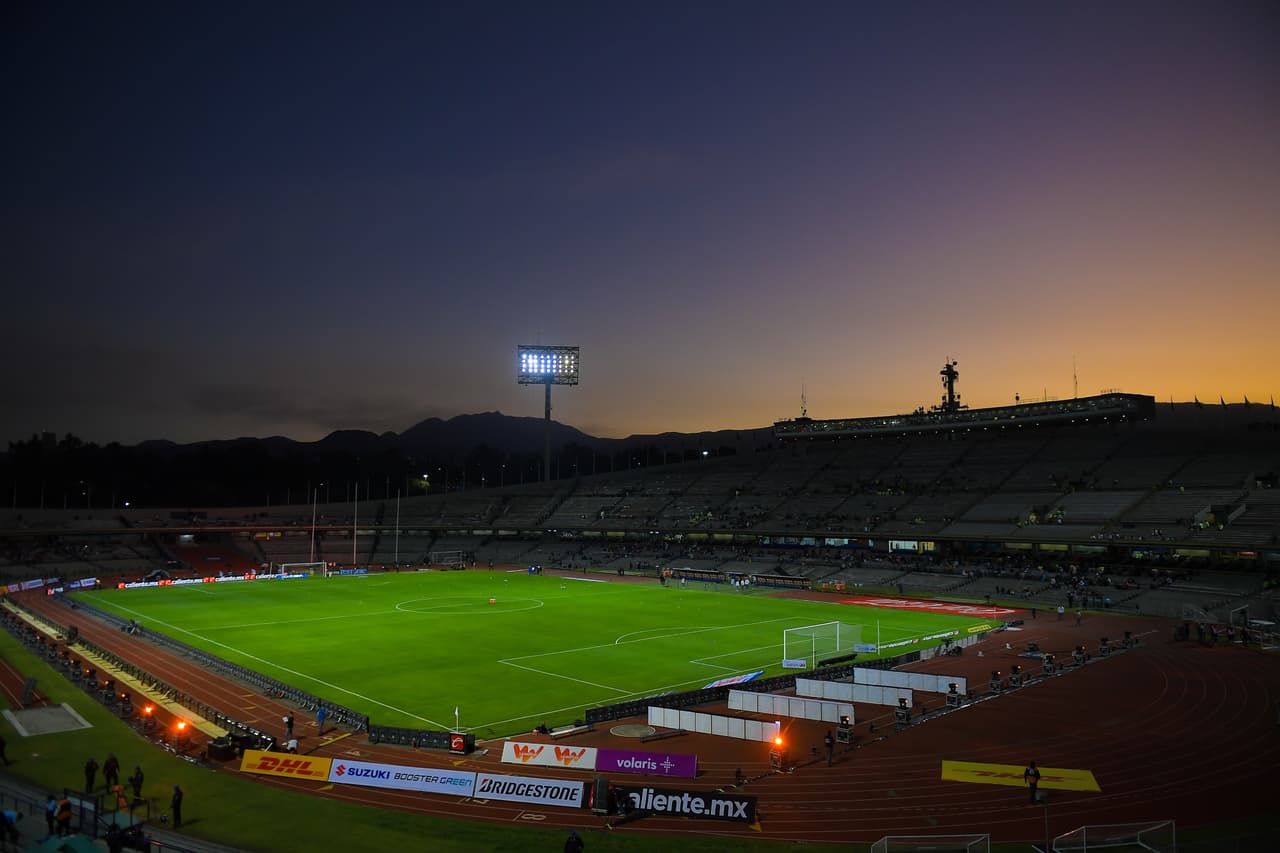 Así lucía el Estadio Olímpico Universitario en el atardecer del sur de la Ciudad de México.
