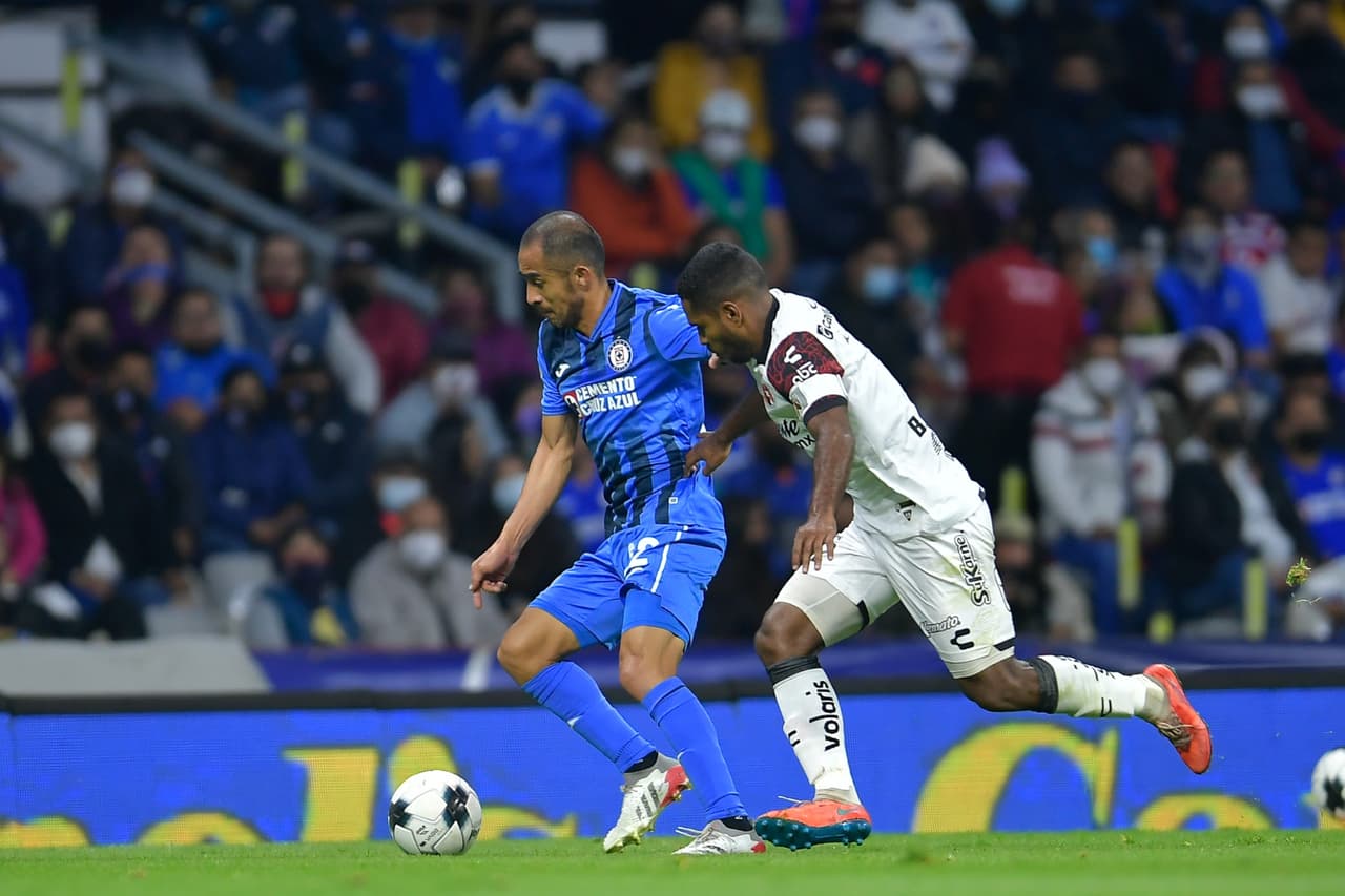 Charlie Rodríguez y Rafa Bacca son los encargados de batir las redes de Jonathan Rodríguez en la victoria de Cruz Azul 2-0 sobre Tijuana.
