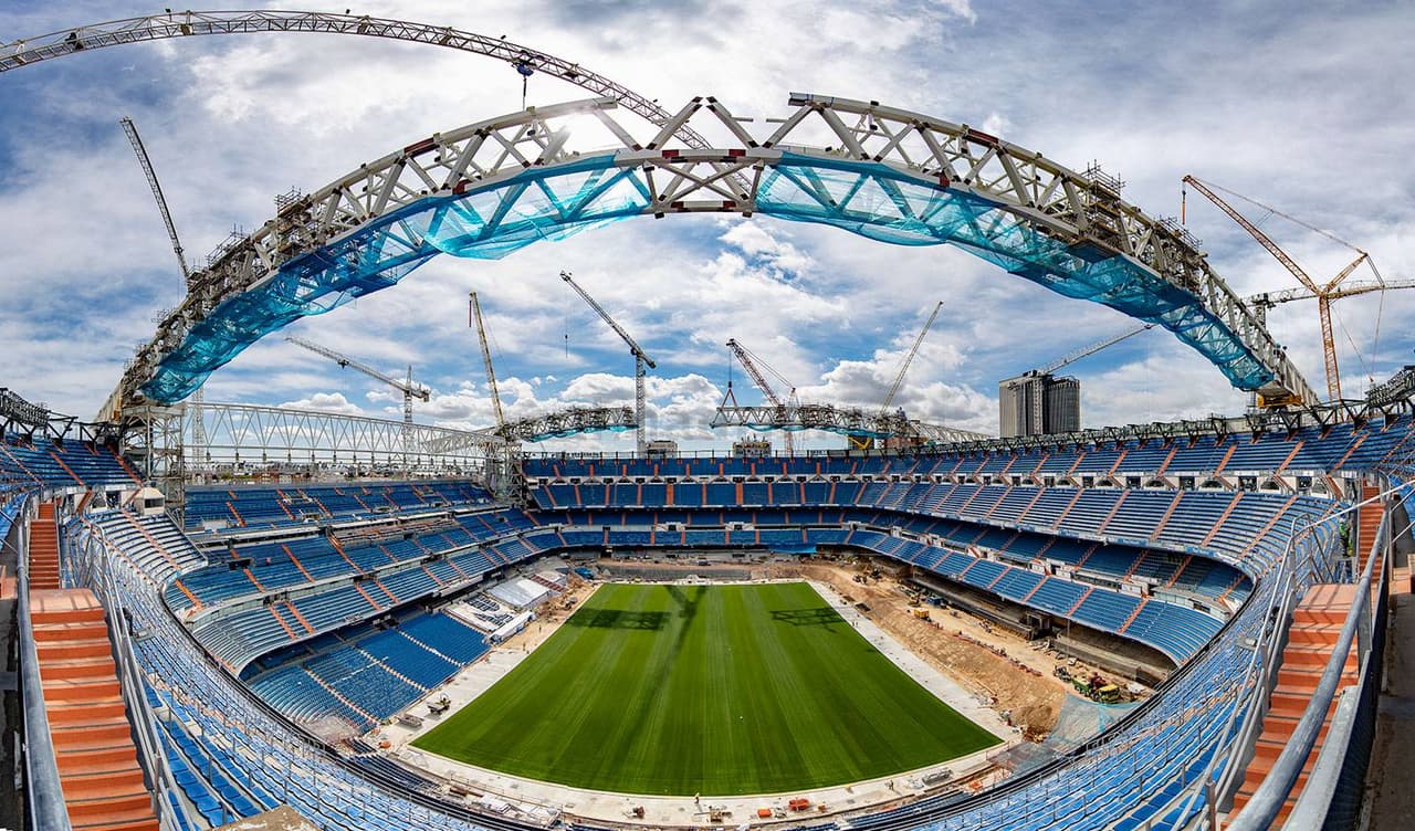 Las obras del Santiago Bernabéu continúan a marchas forzadas y ya se comienzan a completar estructuras importantes de la remodelación.