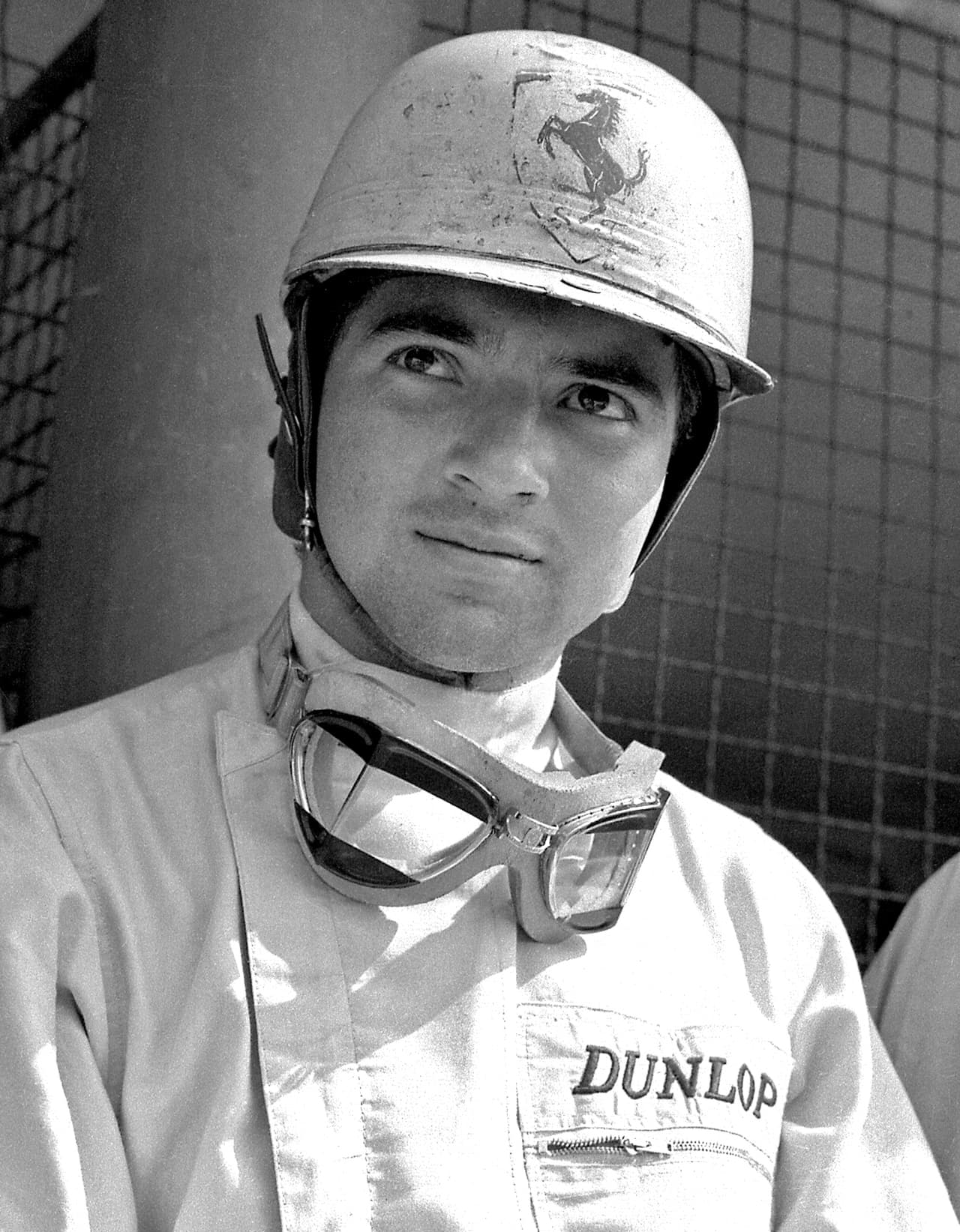 El mexicano Ricardo Rodríguez llegó a la Fórmula 1 a sus 19 años, fue considerado una de las grandes promesas a futuro en la gran carpa del automovilismo mundial. Falleció tras un accidente en una práctica. El nombre de la pista 'Hermanos Rodríguez', donde se compite el GP de México en F-1, es en homenaje a él y a su hermano Pedro.