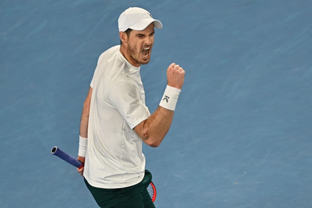 Murray faz história e vira o jogo mais longo da carreira após 5h45 no  Australian Open