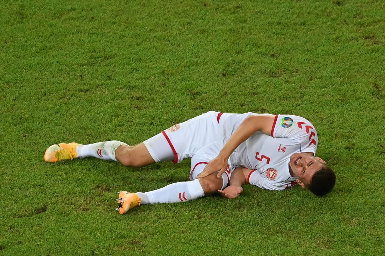 A punto de que terminara la primera mitad se encendieron las alarmas por el estado de salud de Joaquín Maehle.
<br>