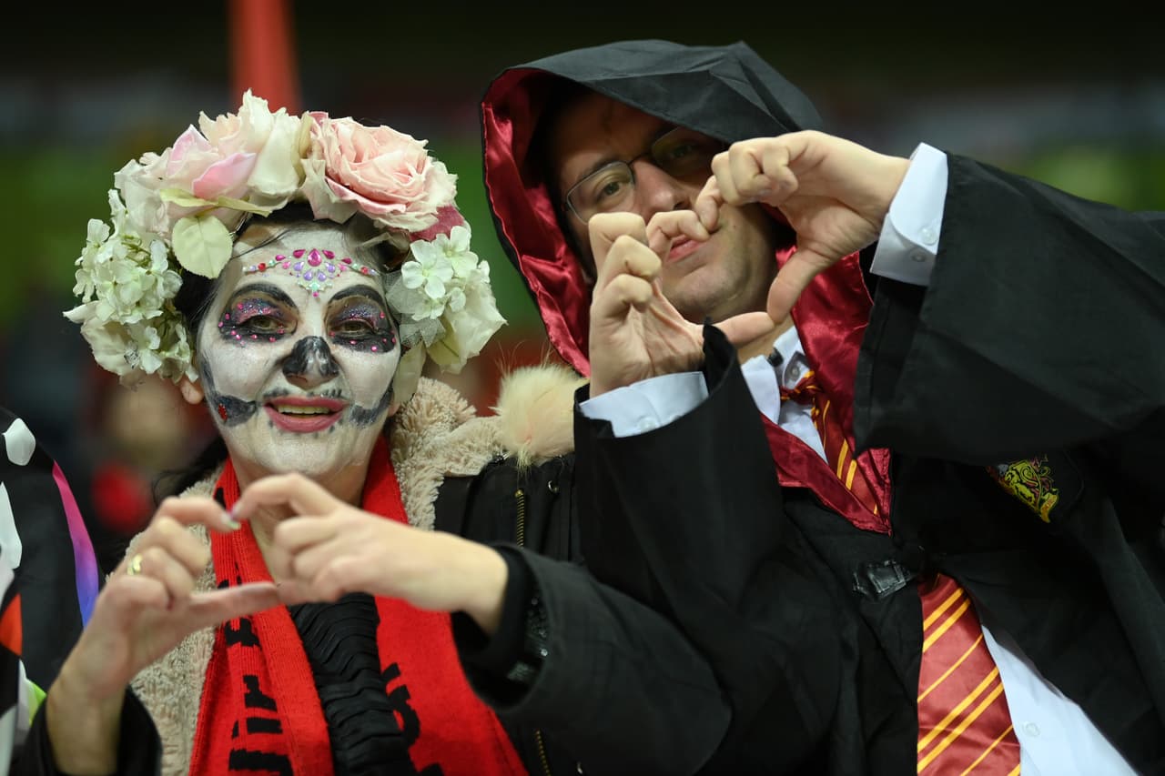 Sevilla goleó al PSV en casa, Sporting rescató el empate contra Midtjylland, Mónaco sorprendió al Leverkusen 2-3 y Nantes rescató el empate en casa de la Juventus.
