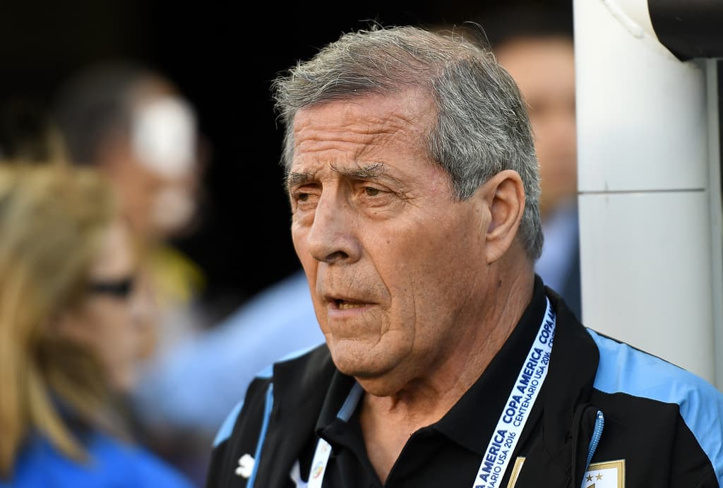 Tabárez en Selección de Uruguay: el histórico entrenador renovó