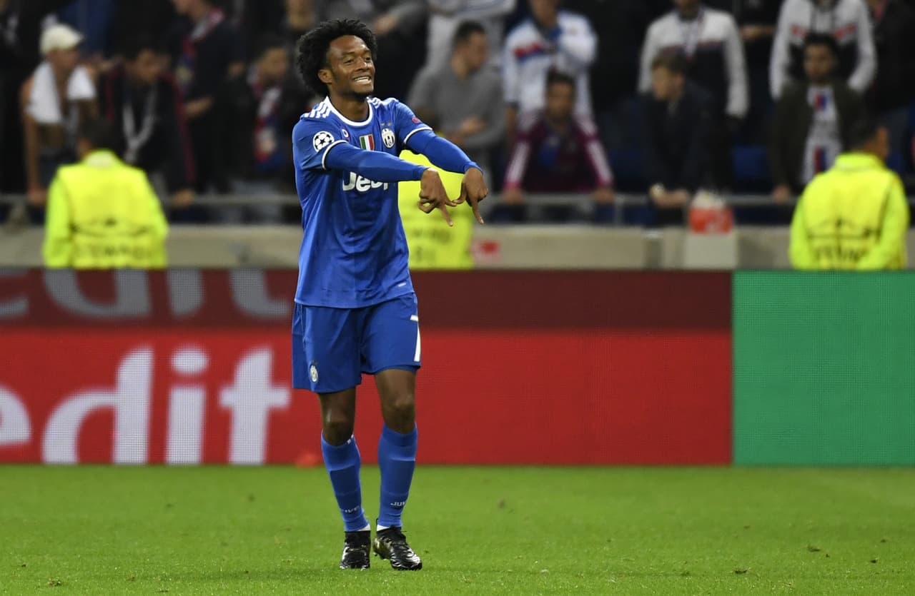 Con Buffon y Cuadrado de figuras, Juventus venció 1-0 al Lyon en Francia