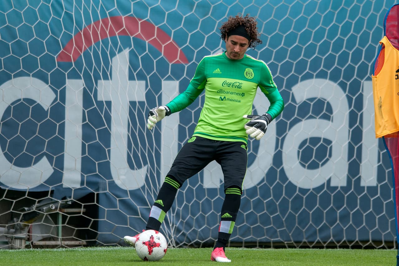 La defensa mexicana apenas ha sufrido una derrota bajo el mando de Juan Carlos Osorio, en el 7-0 contra Chile en la Copa América Centenario, uno de los rivales durante el torneo.