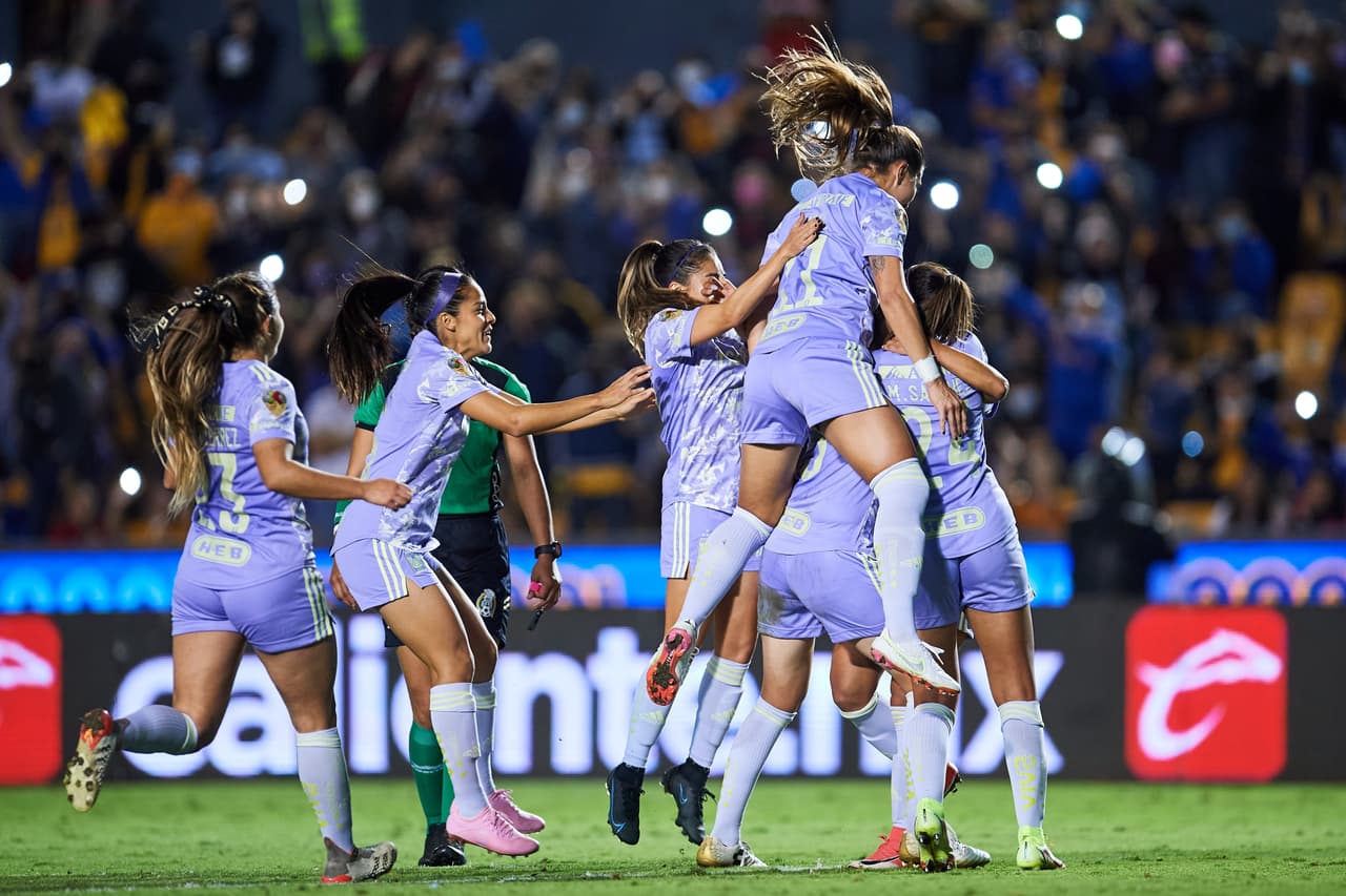 Tigres no tuvo piedad de Cruz Azul y con una goleada de escándalo anvanzó a la Semifinal de la Liga MX Femenil.
