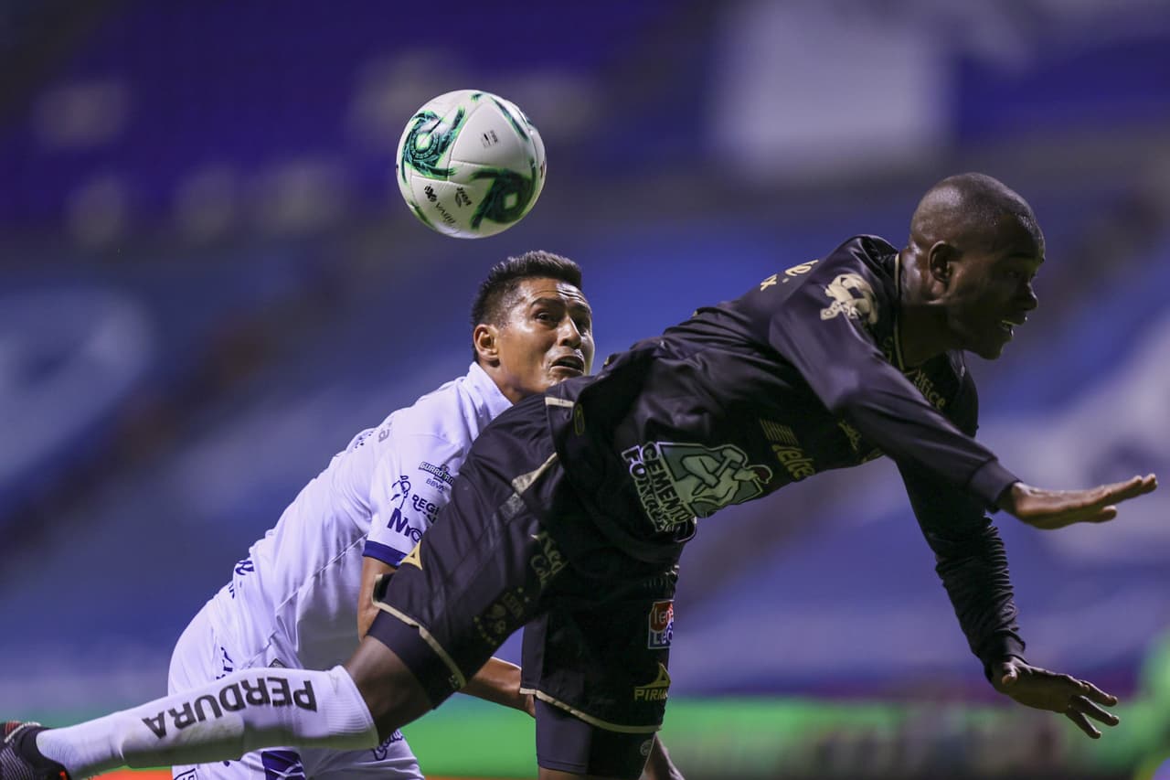 Con un gol de vestidor de Omar Fernández al minuto 1 y con autogol de Andrés Mosquera, la Franja pega primero y toma una importante ventaja para la vuelta.