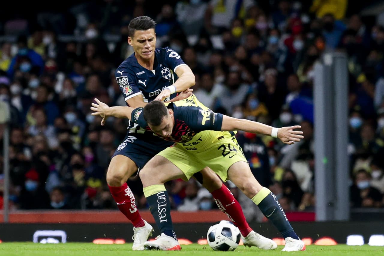 América sacó un empate ante Rayados con polémica inculida.