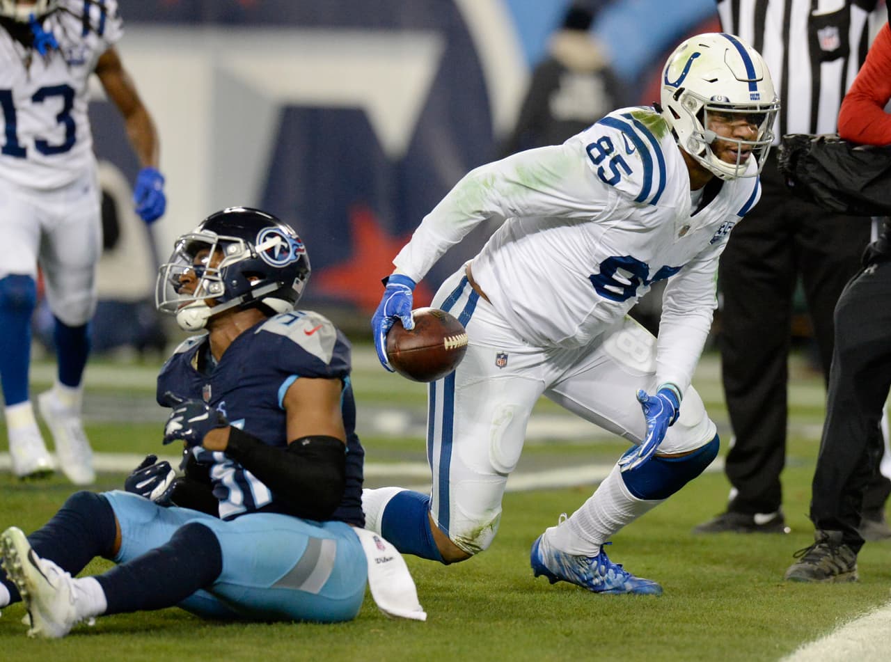 En su segunda serie ofensiva del partido volvieron a anotar los Colts, esta vez con una recepción de Eric Ebron en la zona prometida (14-0).