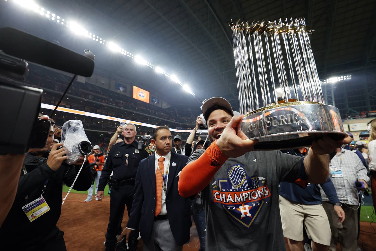 Mattress Mack' gana la mayor apuesta deportiva de la historia gracias a  triunfo de Houston Astros en Serie Mundial 2022 - ESPN