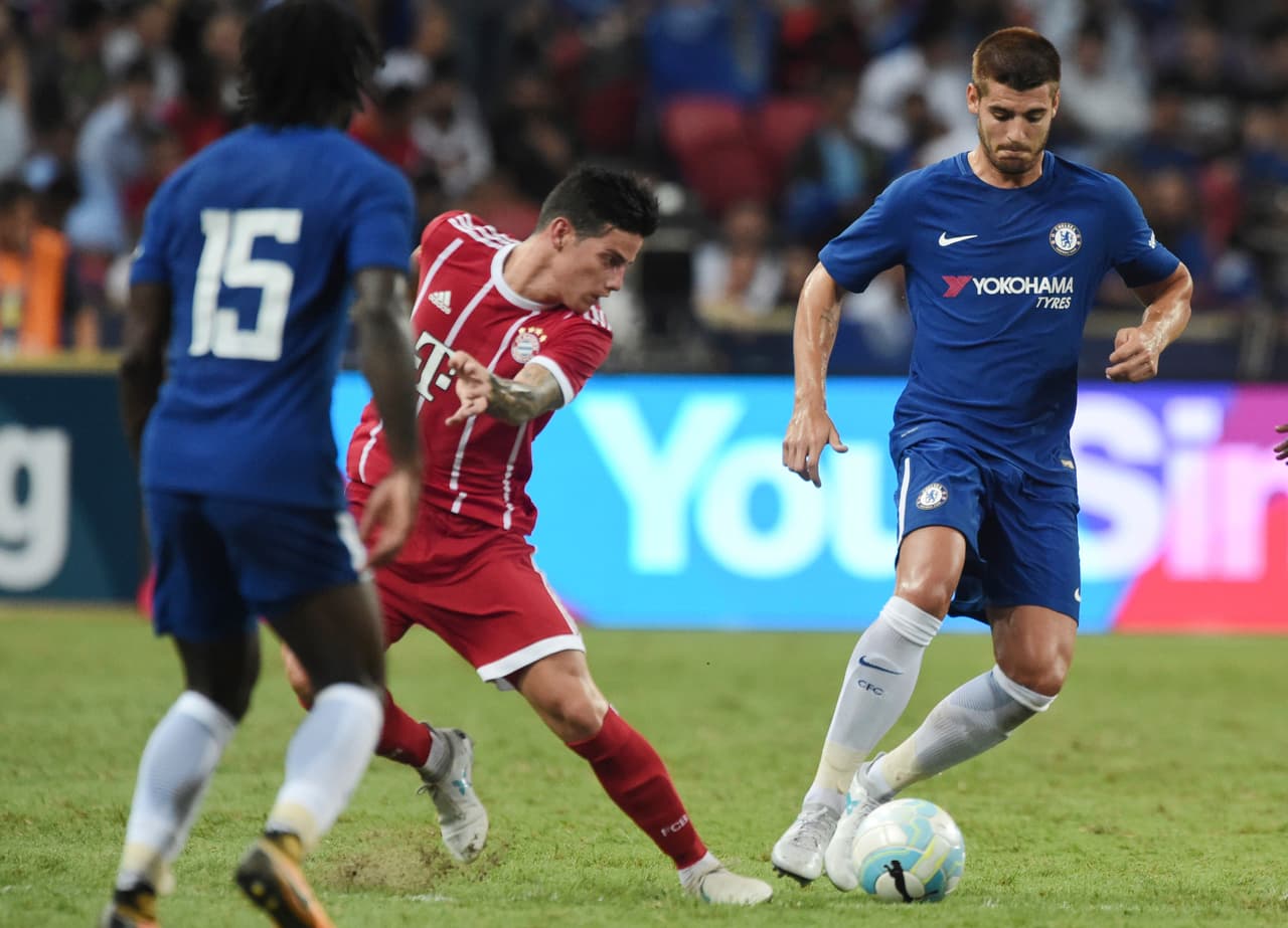 James tuvo varias ocasiones de marcar aunque no estuvo afortunado en la definición. Al 18 del primer tiempo envió el balón encima del arco, en la segunda parte tuvo un cabezazo desviado y poco después con otro que paró Courtois.