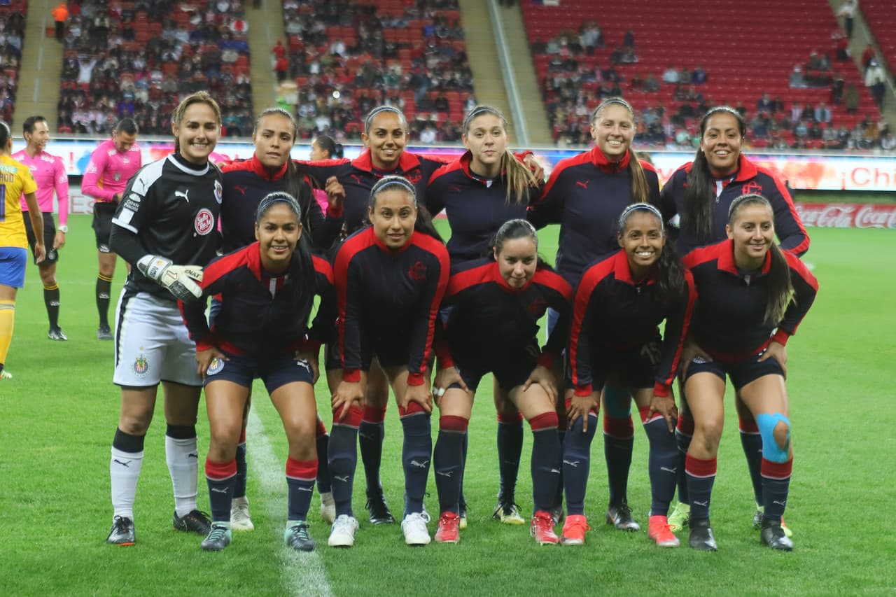 Las Chivas quedaron obligadas a ganar en el juego de vuelta el próximo lunes en el Estadio Universitario de Monterrey.