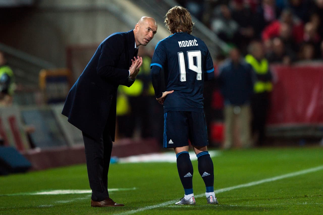 Zidane tiene como titular fijo a Modric en su esquema de tres volante, pues en la táctica del francés la función del croata es determinante para que funcione.