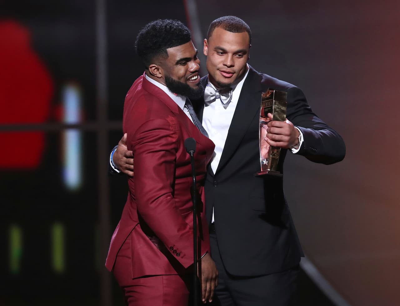 Los Vaqueros de Dallas también se llevaron varios premios esta noche como el equipo con más honores acumulados en 2016.