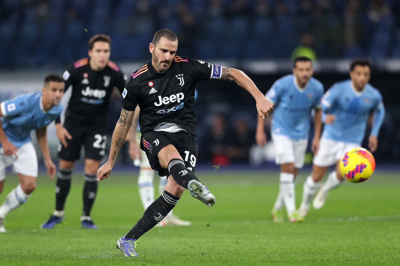 Bonucci hace un doblete para darle el segundo triufo al hilo a la Juventus que ha ido de menos a más; Lazio fue la víctima.