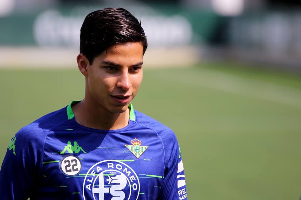 Diego Lainez: el joven atacante jugó desde el minuto 71 en la última derrota del Betis por 4-0 con Levante. La situación del equipo andaluz no es la mejor y este lunes deben levantar cabeza ante el Espanyol.
