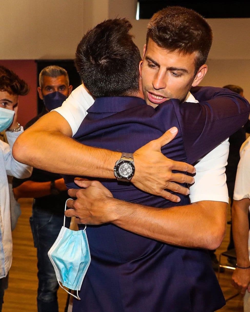 ADIÓS DE MESSI - Con todos sus 35 trofeos ganadores y entre lágrimas, Lionel Messi cerró una etapa de más de 20 años en el FC Barcelona, donde habló de su posible futuro con el PSG y sus mejores momentos en el club.