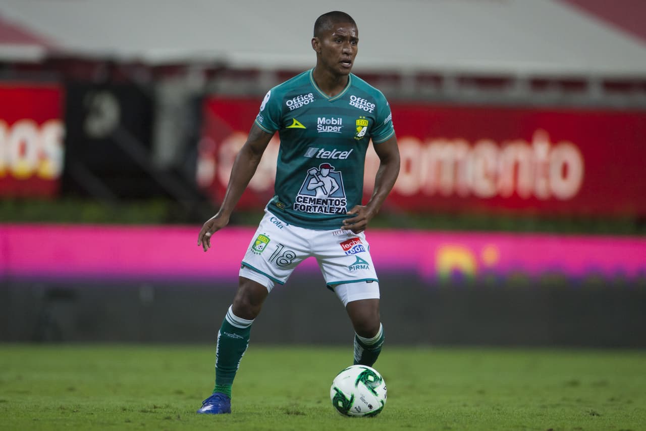 Con el cuadro poblano disputó un total de 28 encuentros.