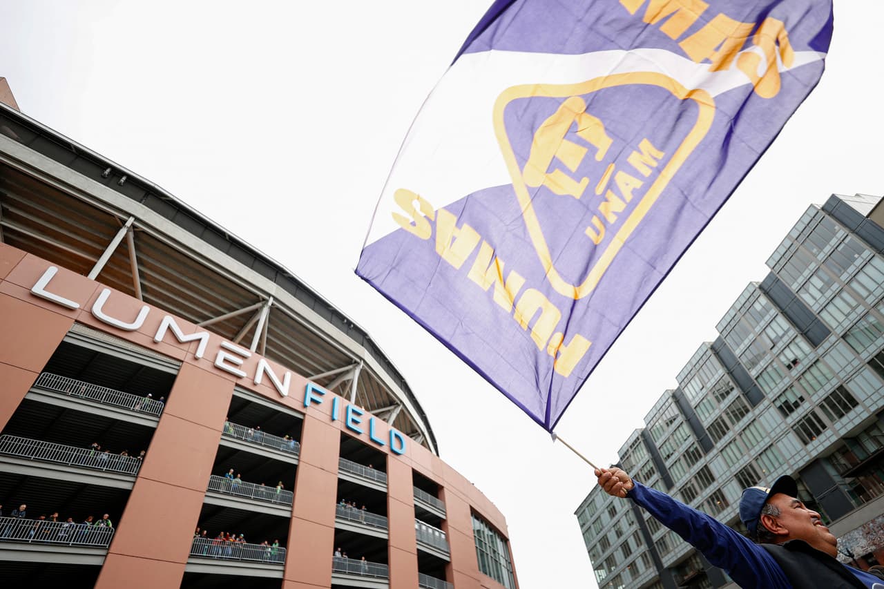 Seattle Sounders fue ampliamente superior a Pumas y se impuso con un doblete de Raúl Ruidíaz y otro tanto de Nicolás Lodeiro.