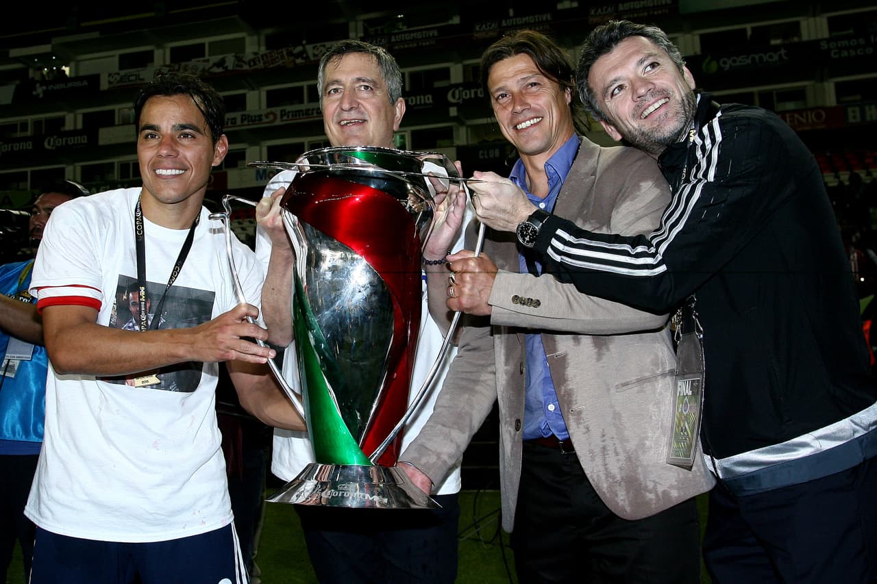 Su primer título fue la Copa MX en 2015, que luego le permitió coronarse campeón de la Supercopa de México al año siguiente.