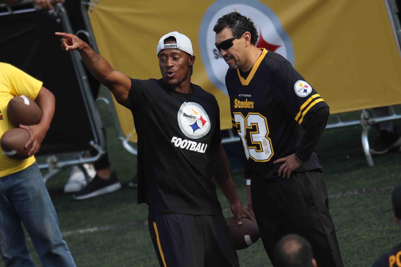 Jóvenes y niños acudieron a las clínicas impartidas por leyendas de los Steelers en México. Checa las mejores tomas.