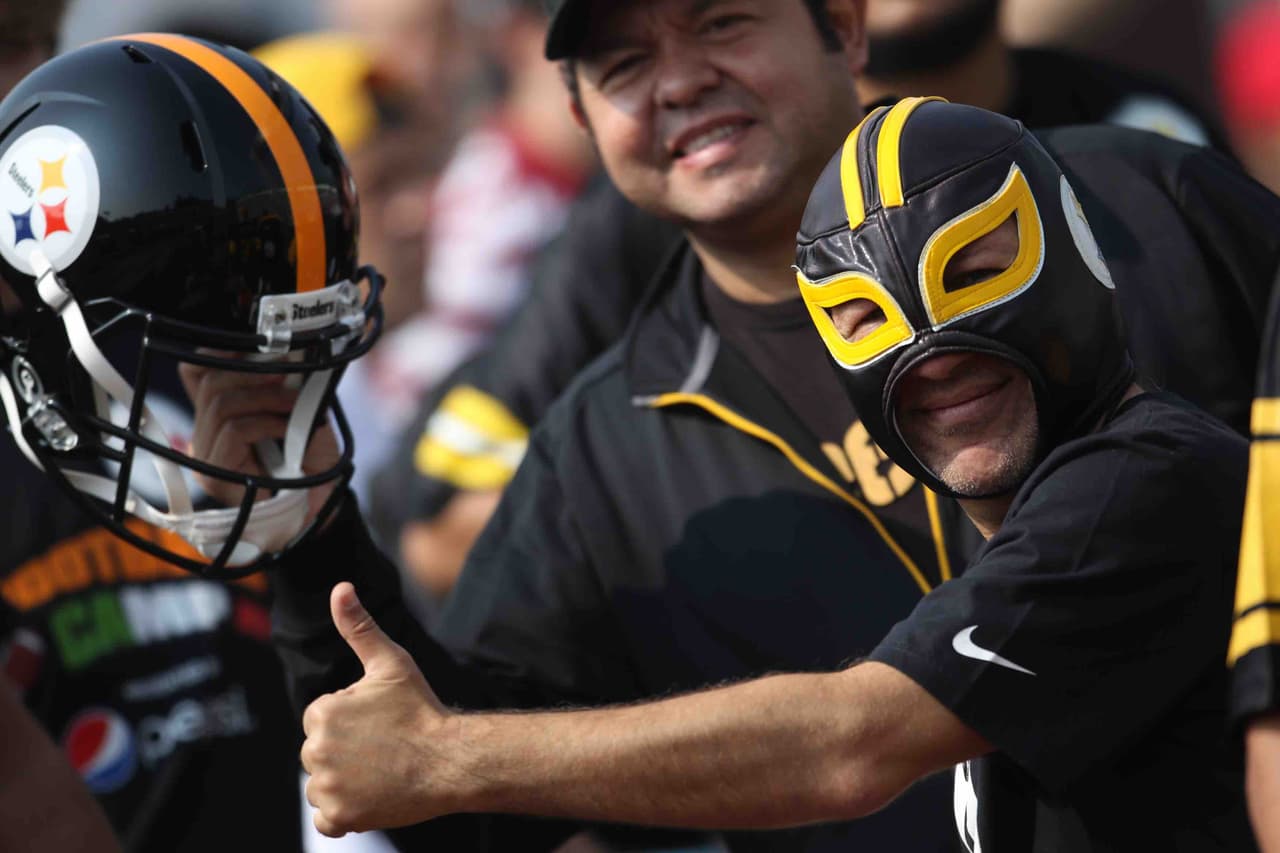 Jóvenes y niños acudieron a las clínicas impartidas por leyendas de los Steelers en México. Checa las mejores tomas.
