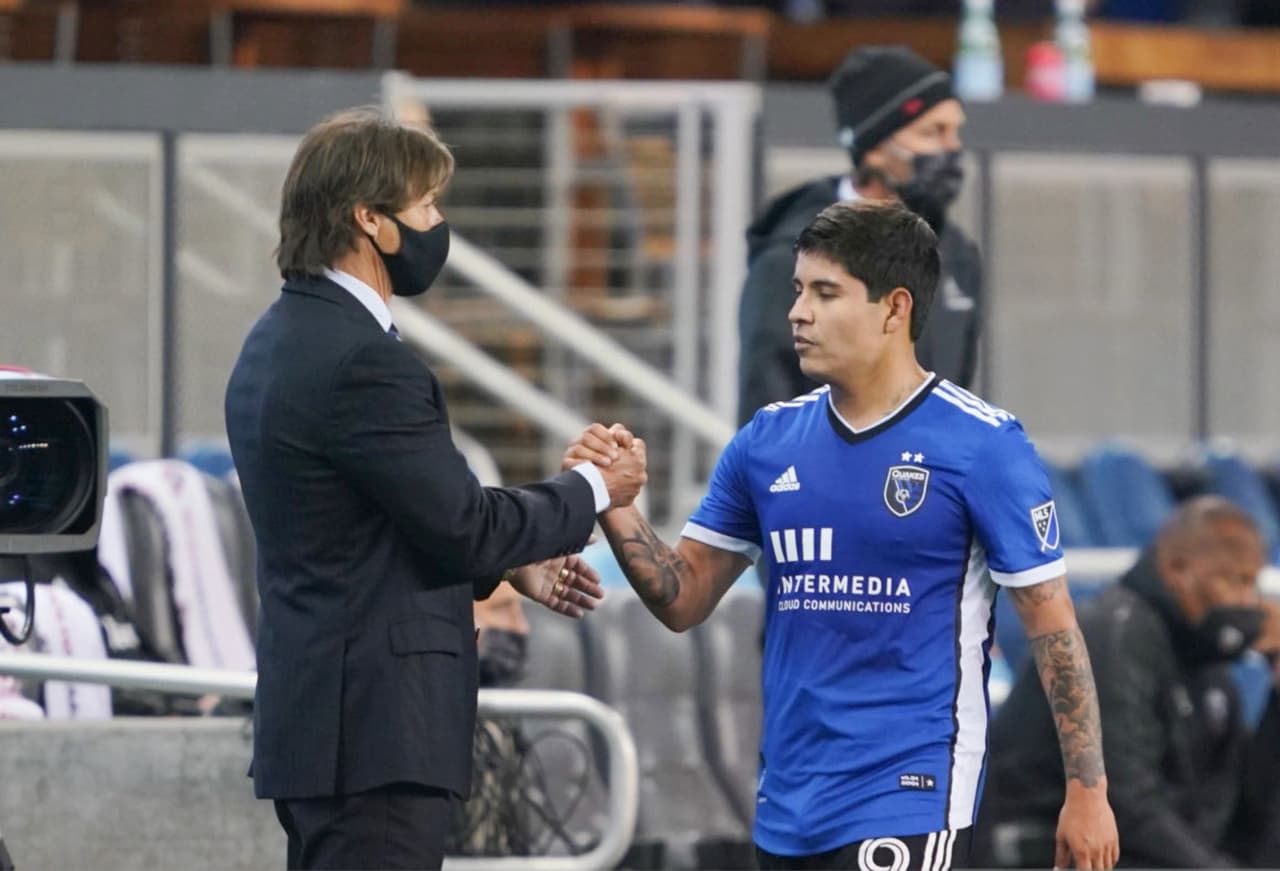 'Chofis' López ya tiene fecha para saber si vuelve Chivas o se queda con Matías Almeyda