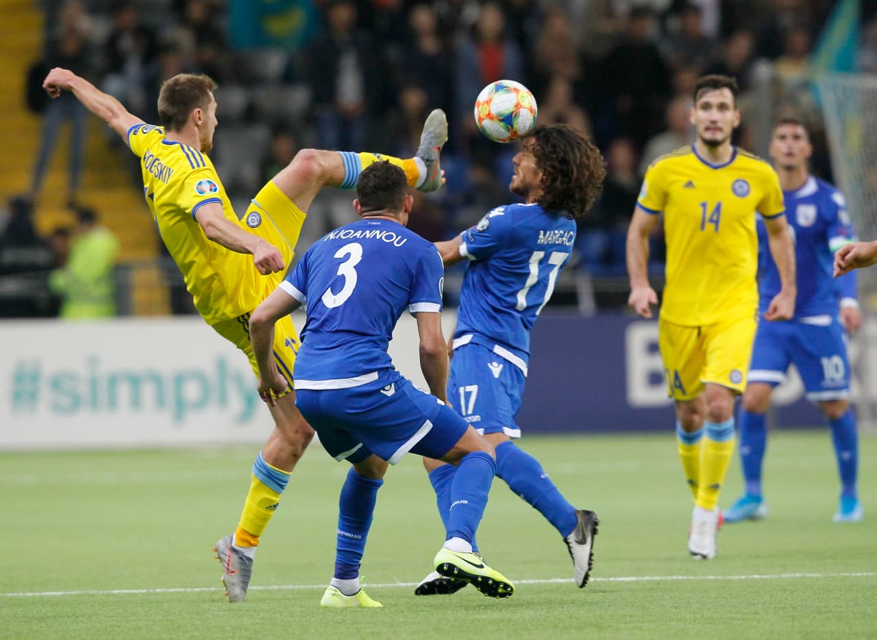 Kazajistán 1-2 Chipre.