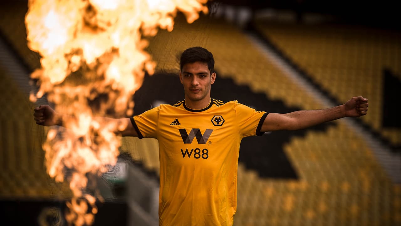 La directiva y el entrenador portugués están muy a gusto con el rendimiento de Jiménez y por eso se aceleró el uso de la opción de compra ante el equipo lisboeta.