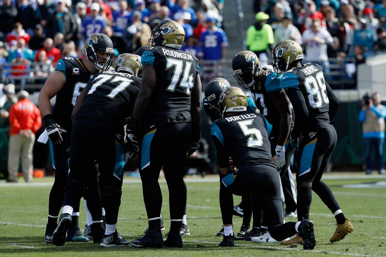 Los Jaguars enfrentarán a los Steelers en el Juego Divisional tras vencer a los Bills que tuvieron que esperar 18 años para regresar a los playoffs de la NFL.