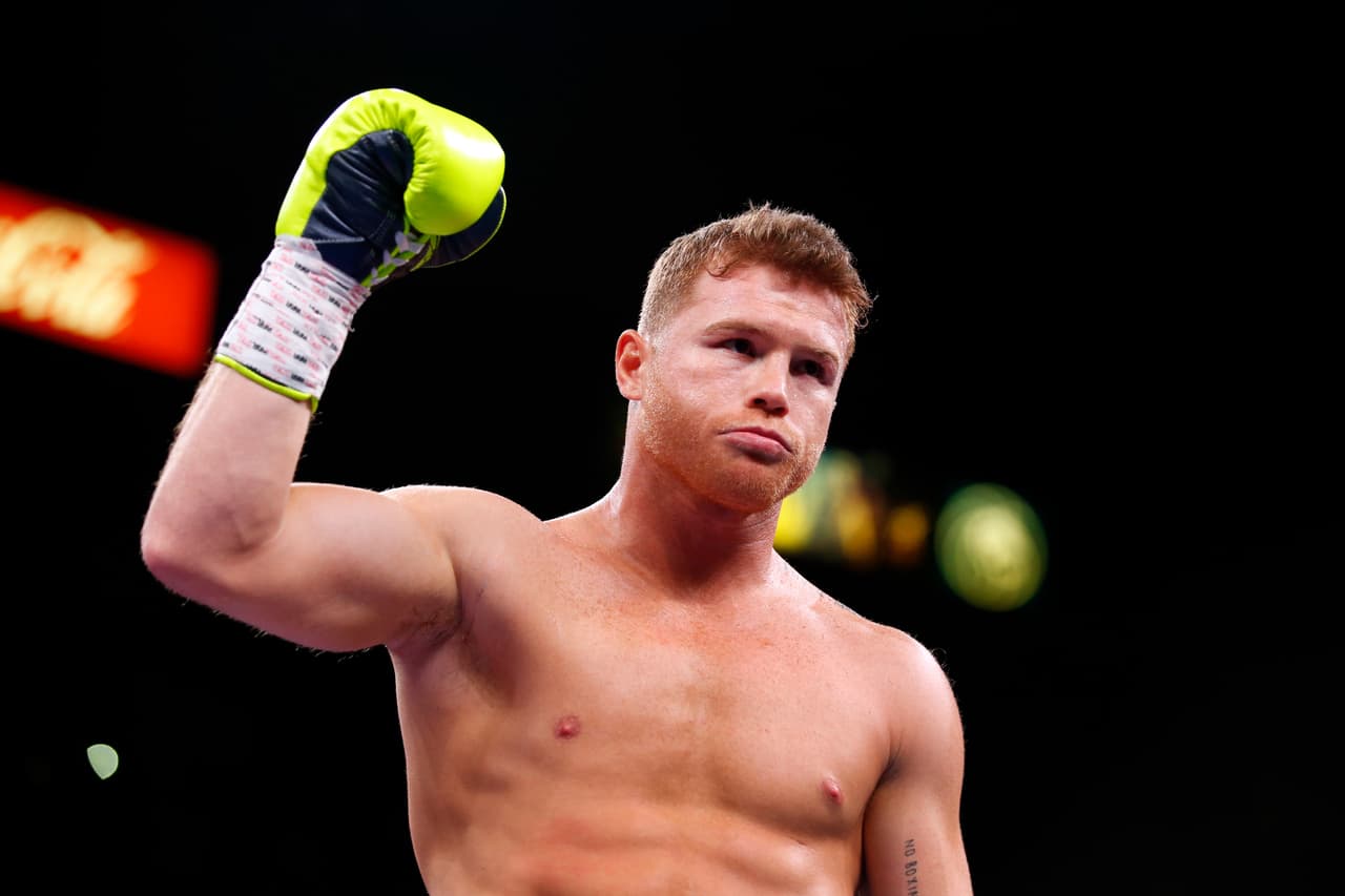 LAS VEGAS, NEVADA - NOVEMBER 02: Canelo Alvarez prepares for his WBO light heavyweight title fight against Sergey Kovalev at MGM Grand Garden on November 2, 2019 in Las Vegas, Nevada. Alvarez won the title by an 11th-round knockout. (Photo by Steve Marcus/Getty Images)