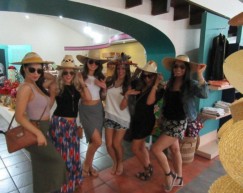 Estas hermosas porristas de los Philadelphia Eagles visitaron la Ciudad de México durante la semana del Super Bowl 50. Checa su tour por la ciudad.