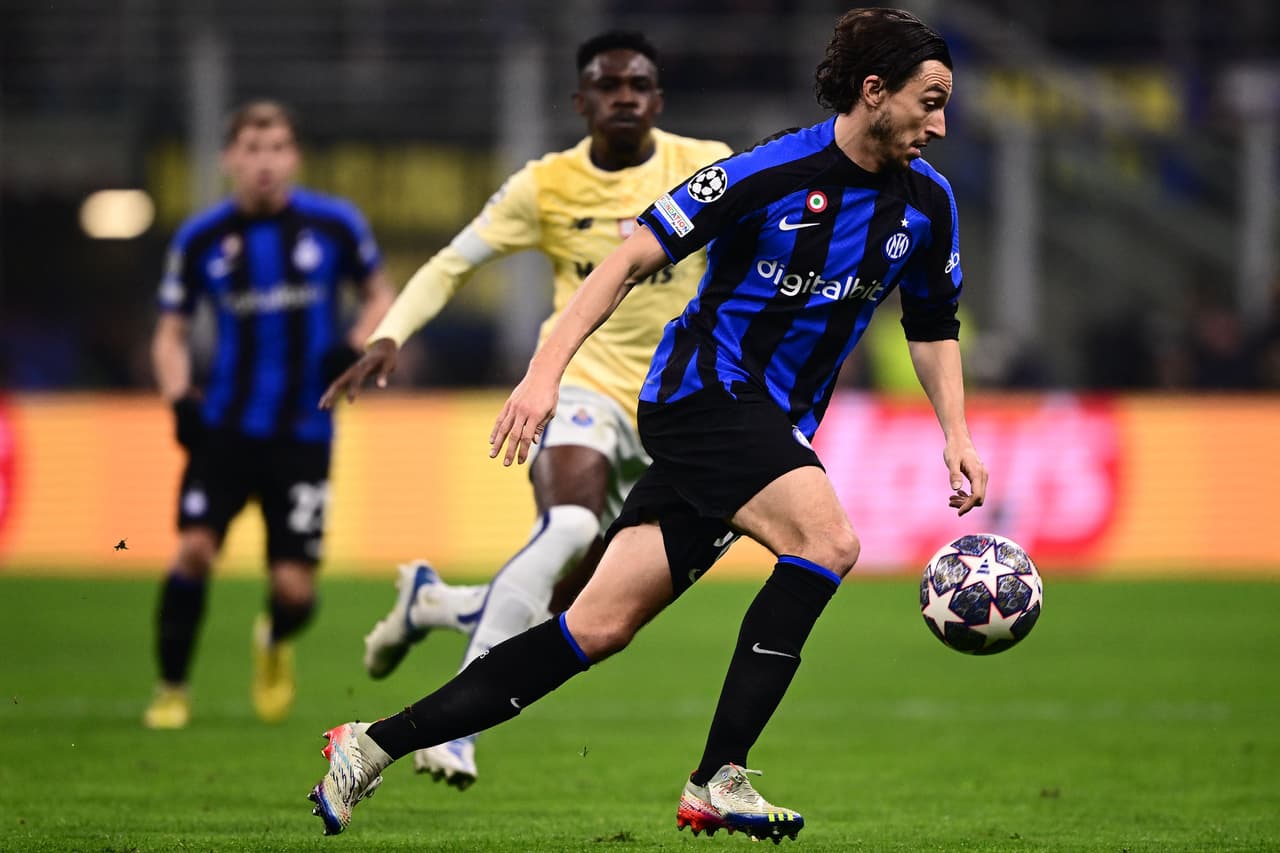 El Leipzig empató 1-1 con el Manchester City con goles de Riyad Mahrez (27') y de Joško Gvardiol (70'), mientras que el Inter de Milán rescató el empate ante el Porto con un gol de Romelu Lukaku en la ida de los Octavos de Final de la UEFA Champions League.