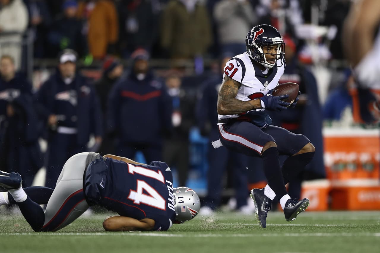 Si los Patriots desactivan a los receptores Michael Floyd (foto) o a Malcolm Mitchell, el que le apueste a ello tendrá ganancia de 32-1.